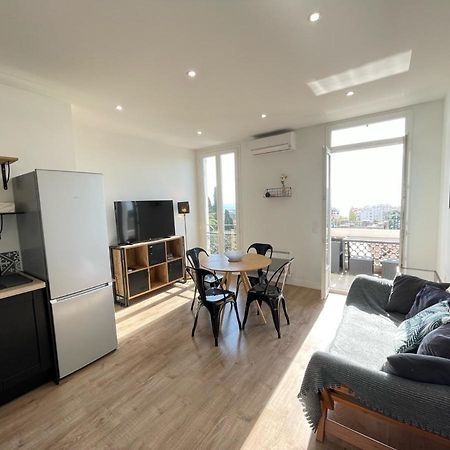 Nice Renting - Cambrai - Luxurious Sea View Terrasse - King Bed - Parking - Ac - Fully Equipped Bagian luar foto