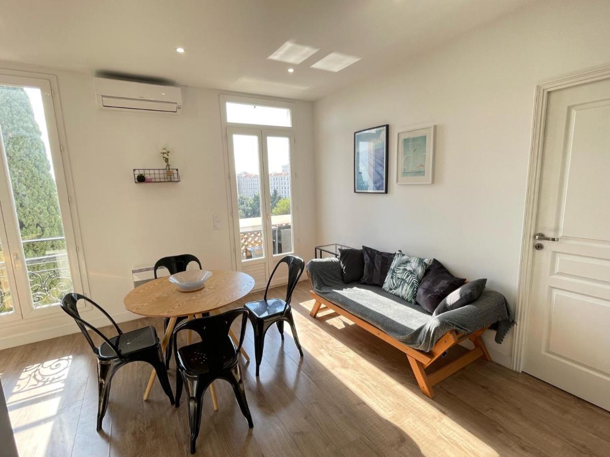 Nice Renting - Cambrai - Luxurious Sea View Terrasse - King Bed - Parking - Ac - Fully Equipped Bagian luar foto