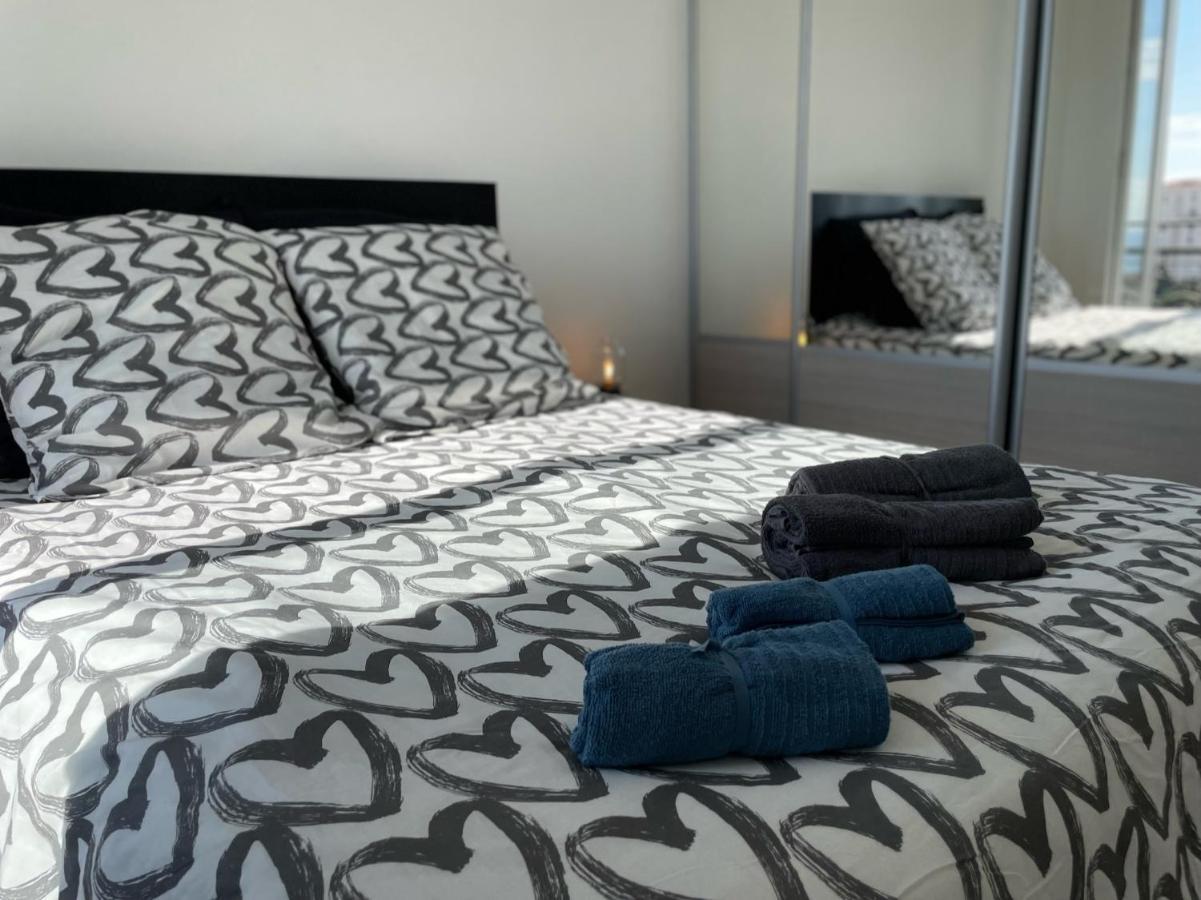 Nice Renting - Cambrai - Luxurious Sea View Terrasse - King Bed - Parking - Ac - Fully Equipped Bagian luar foto