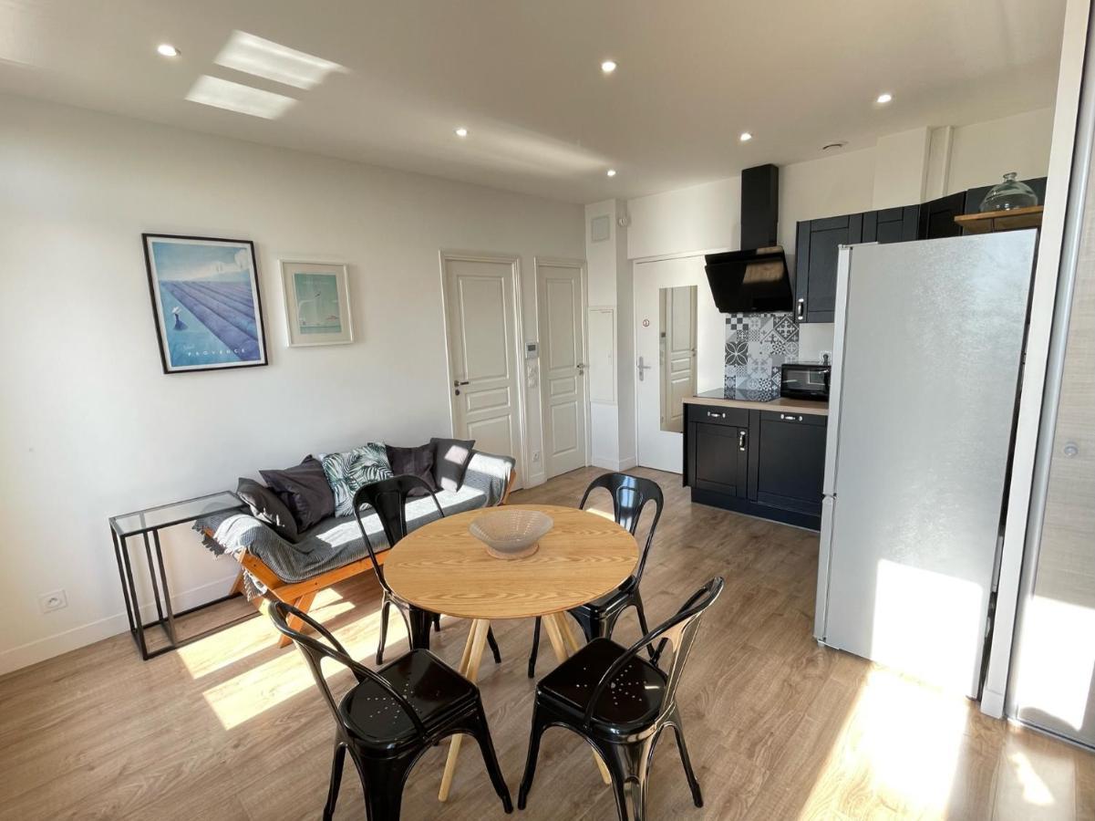 Nice Renting - Cambrai - Luxurious Sea View Terrasse - King Bed - Parking - Ac - Fully Equipped Bagian luar foto