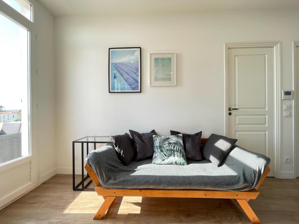 Nice Renting - Cambrai - Luxurious Sea View Terrasse - King Bed - Parking - Ac - Fully Equipped Bagian luar foto